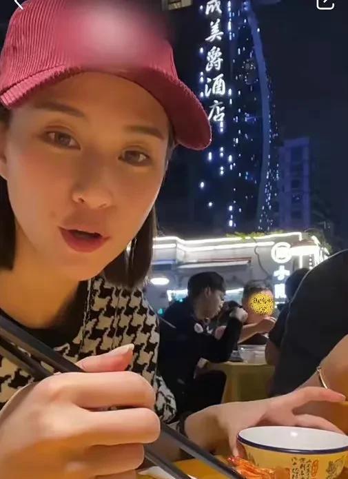 明星吃瓜娱乐视频,娱乐视频中的幕后故事